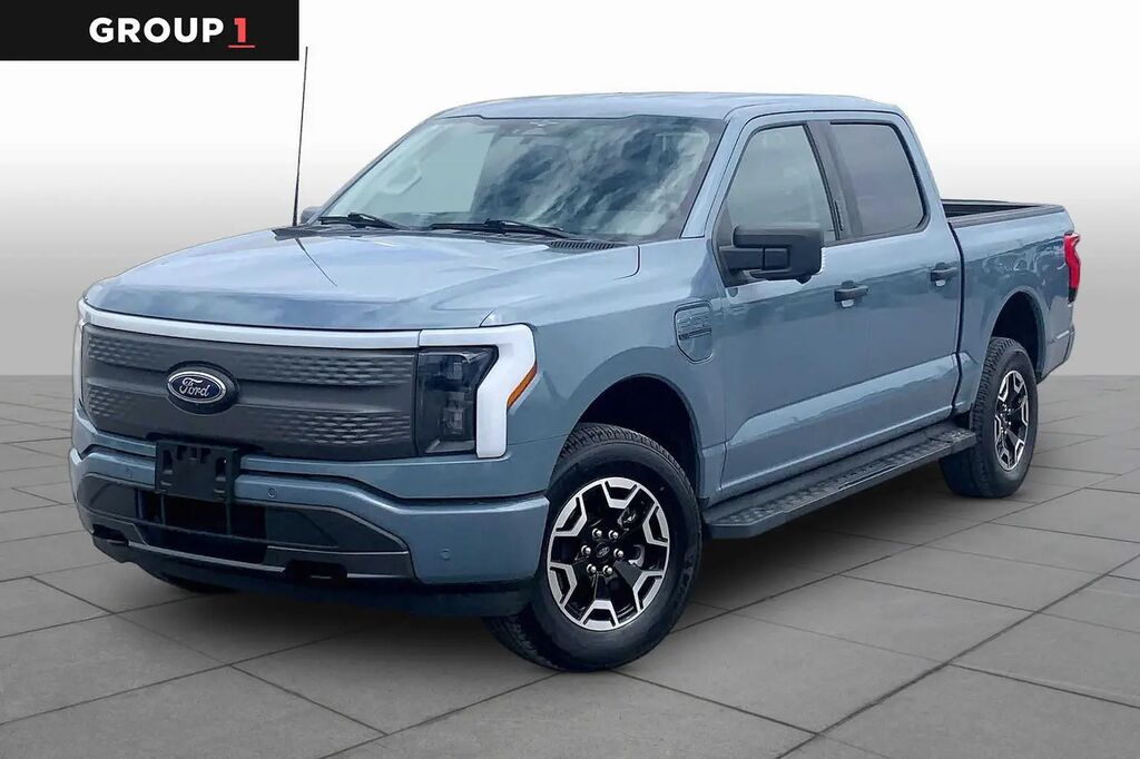 2023 Ford F-150 Lightning XLT — photo 1 of 14