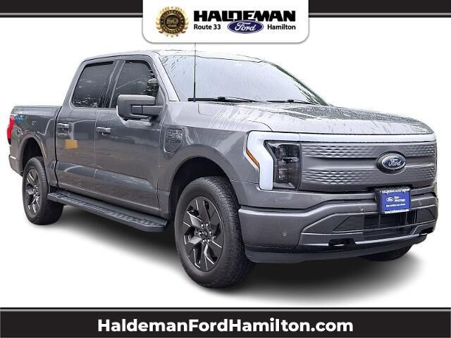2023 Ford F-150 Lightning XLT