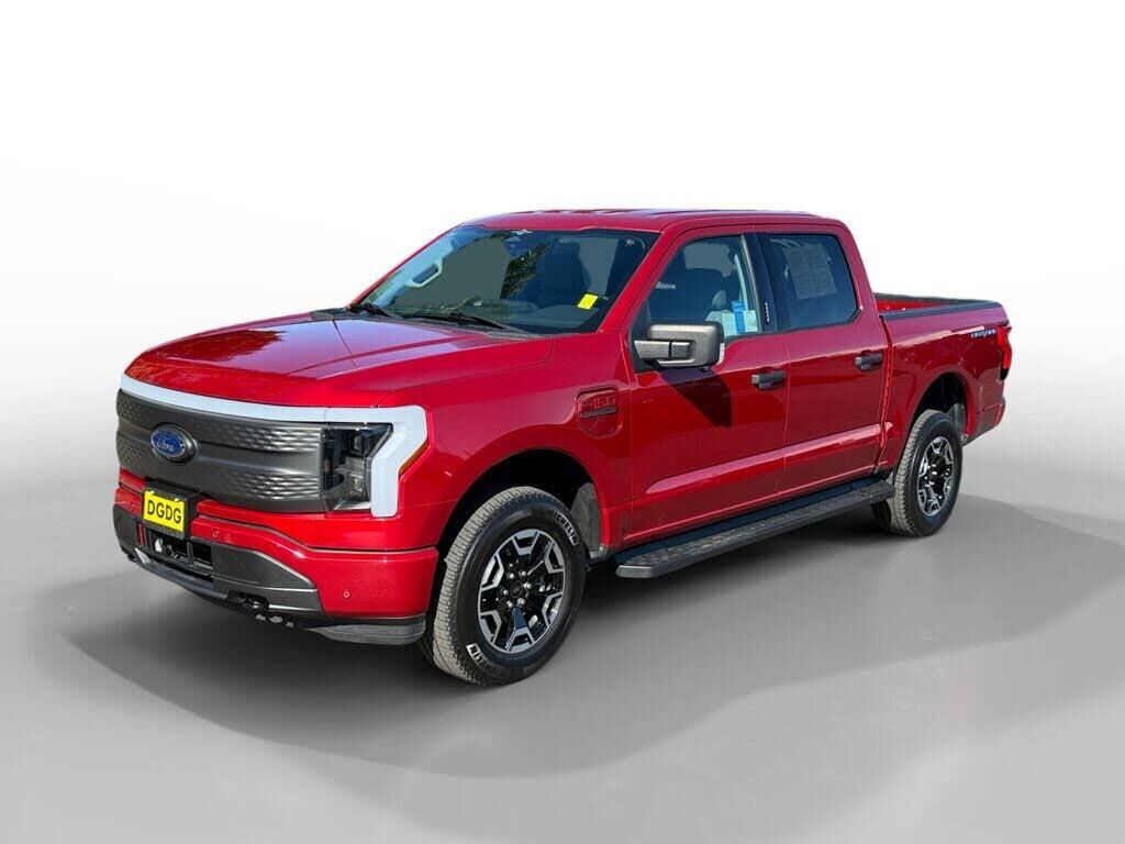 2023 Ford F-150 Lightning XLT — photo 1 of 1