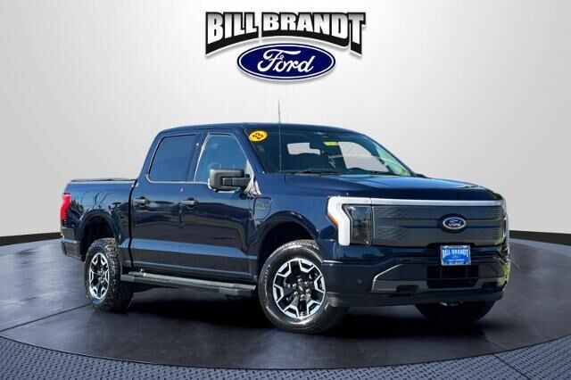 2023 Ford F-150 Lightning XLT — photo 1 of 39