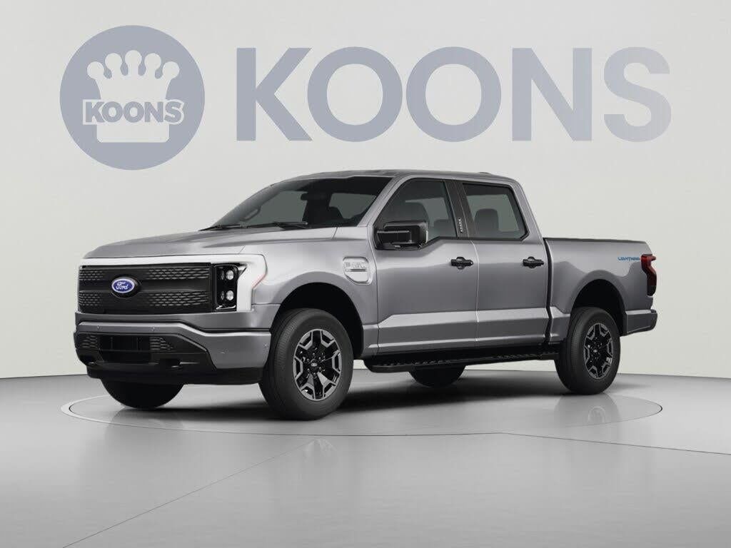 2023 Ford F-150 Lightning XLT — photo 1 of 1