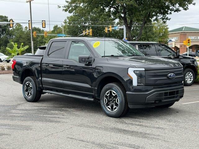 2023 Ford F-150 Lightning Pro