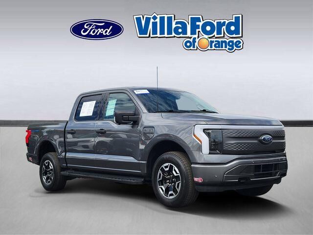 2023 Ford F-150 Lightning XLT