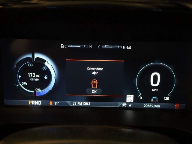 2023 Ford F-150 Lightning XLT — photo 1 of 39