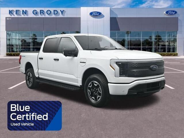 2023 Ford F-150 Lightning Pro — photo 1 of 40