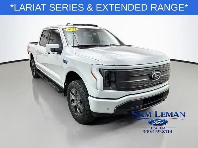 2023 Ford F-150 Lightning Lariat — photo 1 of 36