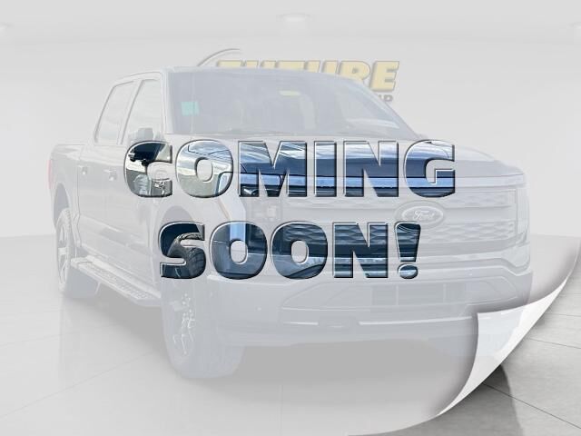 2023 Ford F-150 Lightning Lariat — photo 1 of 39