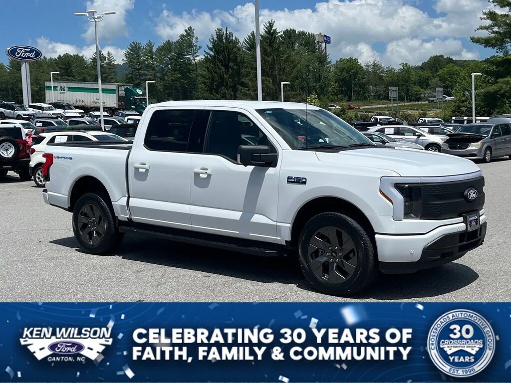 2024 Ford F-150 Lightning Flash — photo 1 of 14