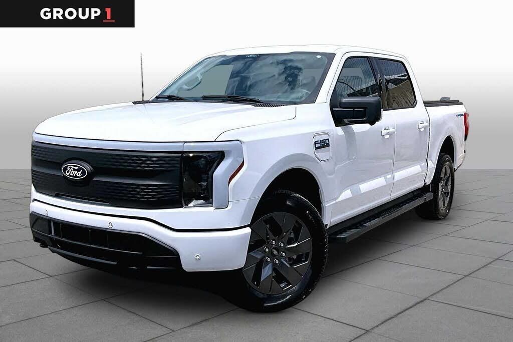2025 Ford F-150 Lightning Flash — photo 1 of 1