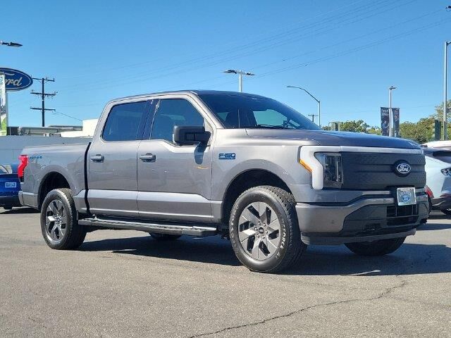 2024 Ford F-150 Lightning Flash