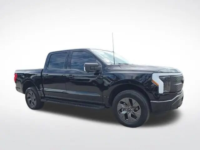 2024 Ford F-150 Lightning XLT — photo 1 of 38