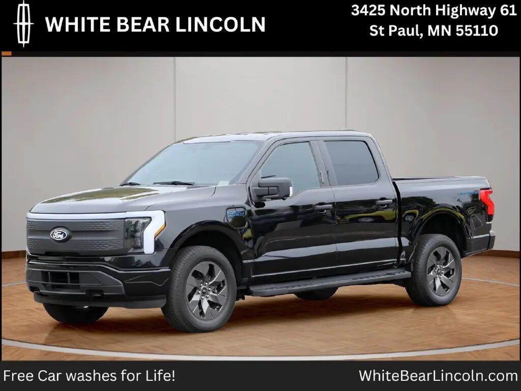 2024 Ford F-150 Lightning XLT — photo 1 of 13