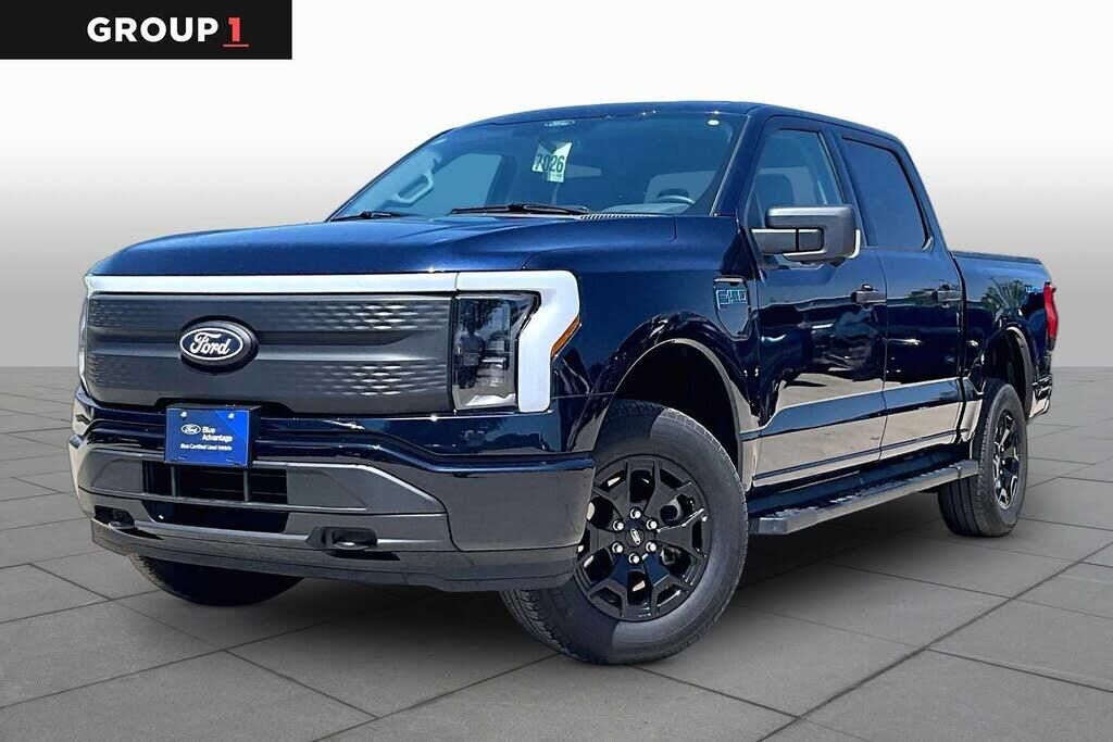 2025 Ford F-150 Lightning XLT — photo 1 of 1
