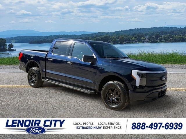 2025 Ford F-150 Lightning XLT — photo 1 of 13
