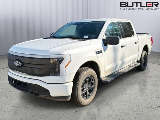 2025 Ford F-150 Lightning XLT — photo 1 of 10