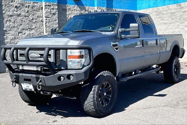 2009 Ford F-350 Super Duty Lariat — photo 1 of 13