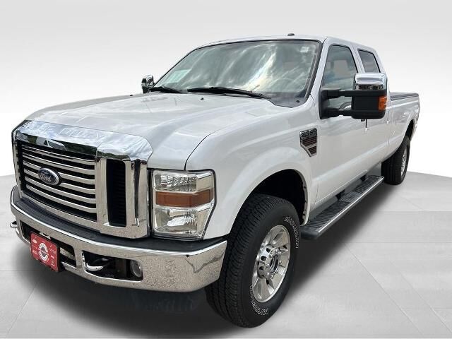 2010 Ford F-350 Super Duty Lariat — photo 1 of 24