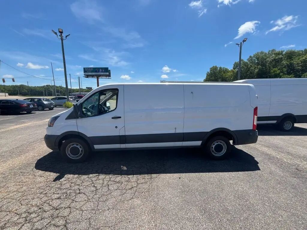 2018 Ford Transit 250 — photo 1 of 9