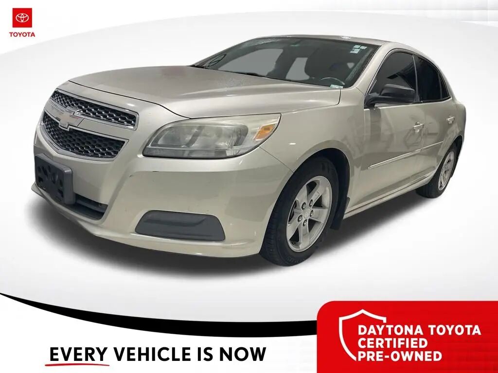 2013 Chevrolet Malibu LS — photo 1 of 20