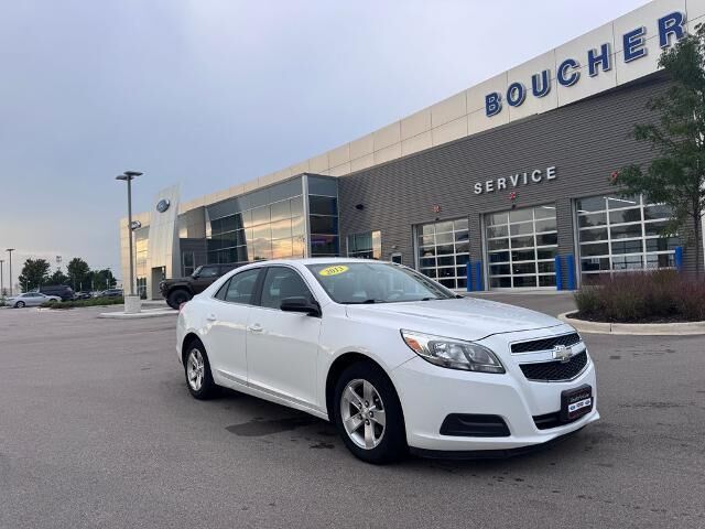 2013 Chevrolet Malibu LS — photo 1 of 13