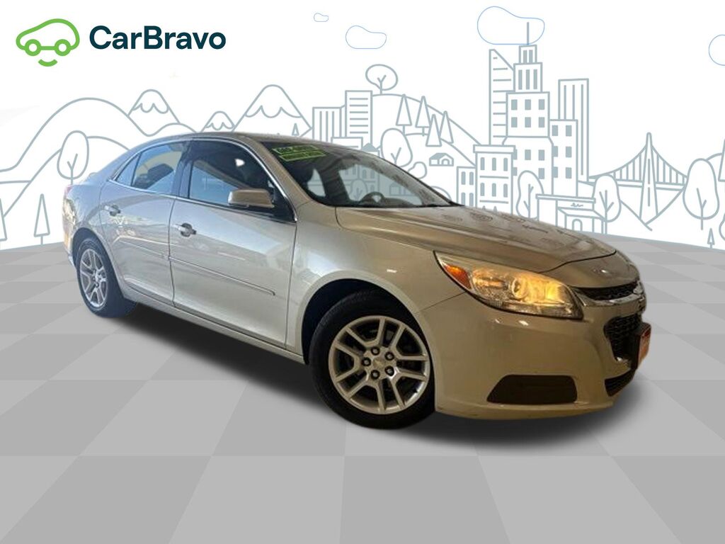 2015 Chevrolet Malibu LT — photo 1 of 7