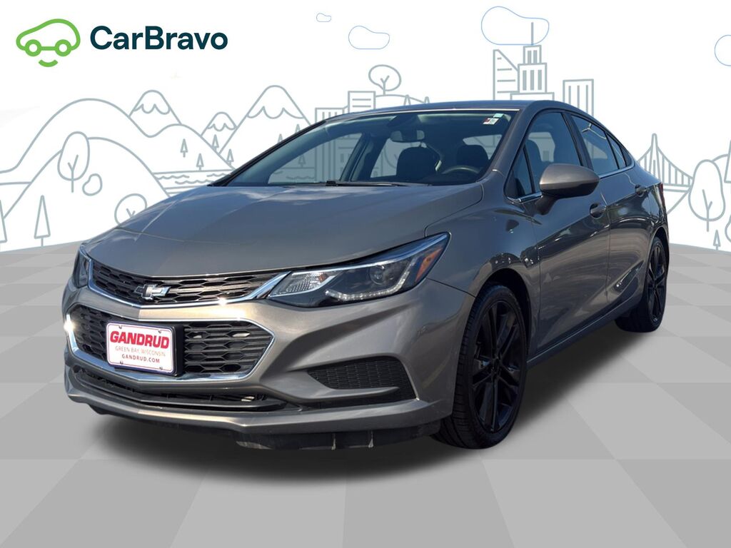 2018 Chevrolet Cruze LT — photo 1 of 6