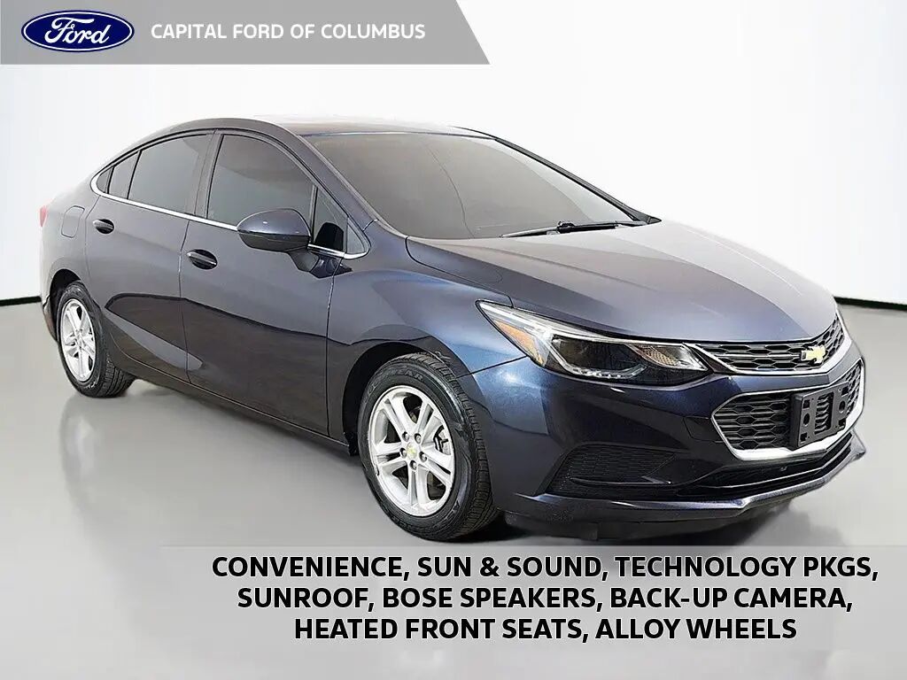 2016 Chevrolet Cruze LT Auto — photo 1 of 11