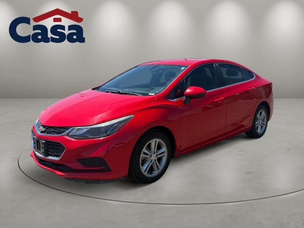 2017 Chevrolet Cruze LT Auto — photo 1 of 15