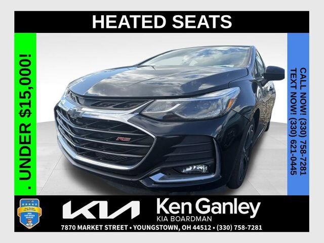 2019 Chevrolet Cruze LT — photo 1 of 12