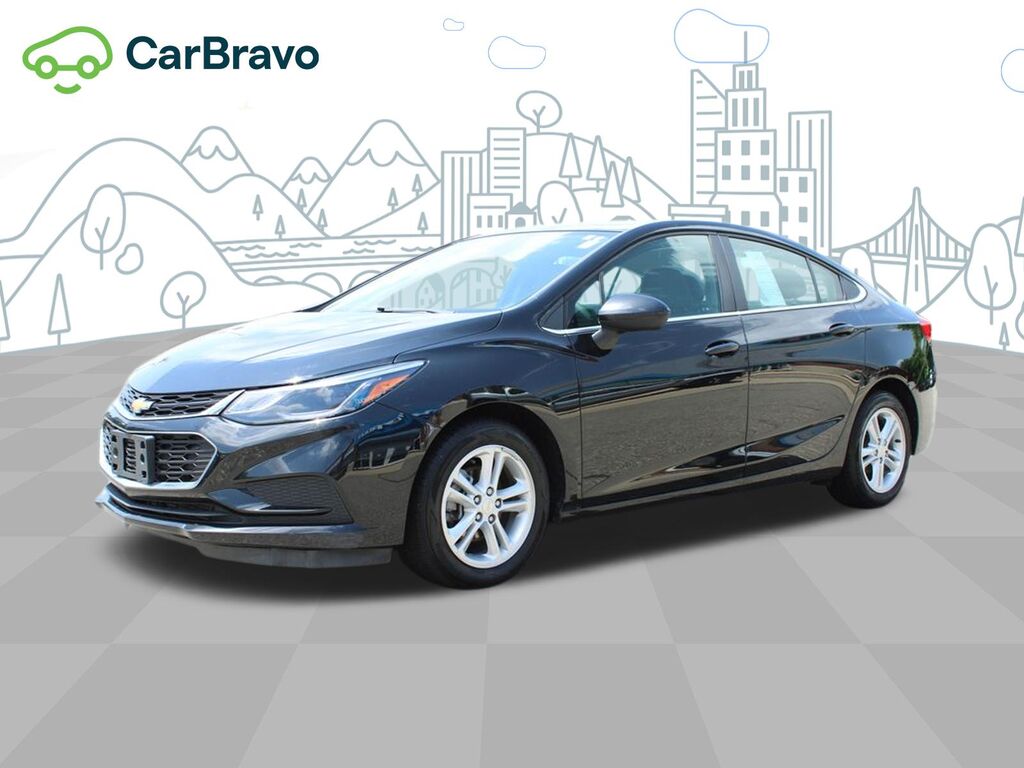 2018 Chevrolet Cruze LT — photo 1 of 6