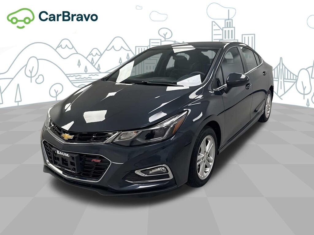 2017 Chevrolet Cruze LT — photo 1 of 6