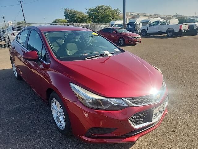 2018 Chevrolet Cruze LT Auto