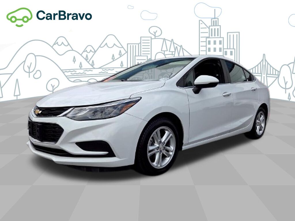 2017 Chevrolet Cruze LT — photo 1 of 7