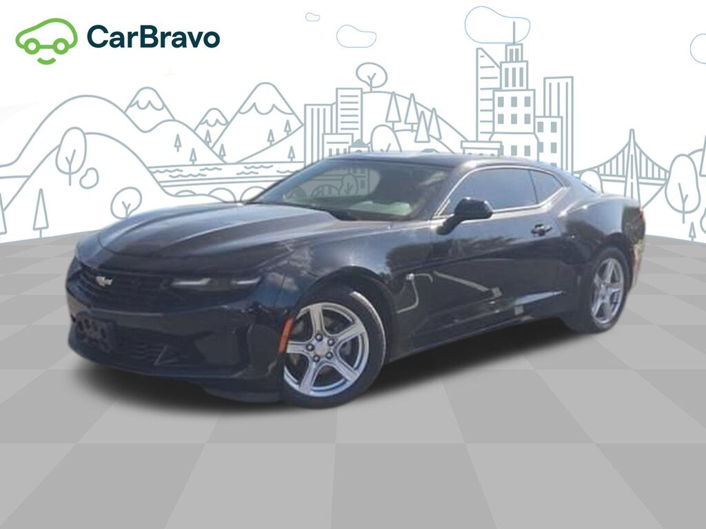 2024 Chevrolet Camaro 1LT — photo 1 of 6