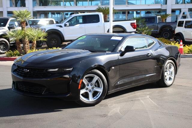2019 Chevrolet Camaro LT — photo 1 of 20