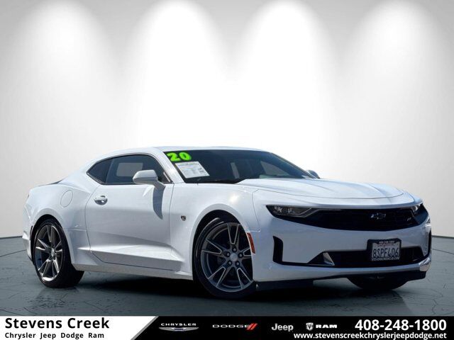 2020 Chevrolet Camaro 1LT — photo 1 of 1