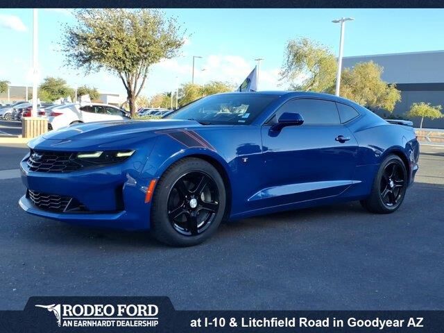 2021 Chevrolet Camaro LT — photo 1 of 13