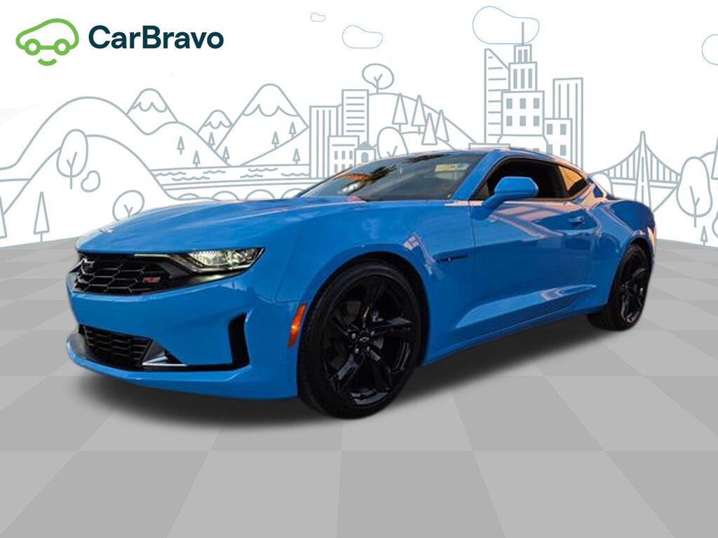 2022 Chevrolet Camaro 1LT — photo 1 of 6