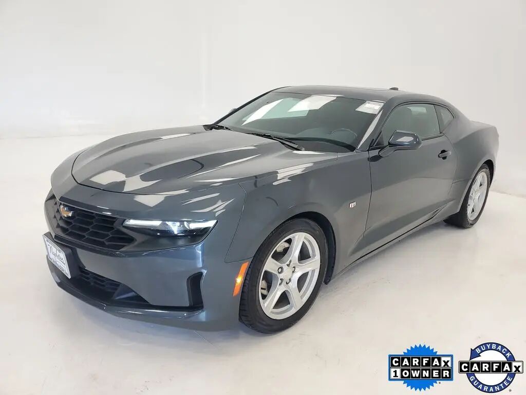 2023 Chevrolet Camaro LT — photo 1 of 12