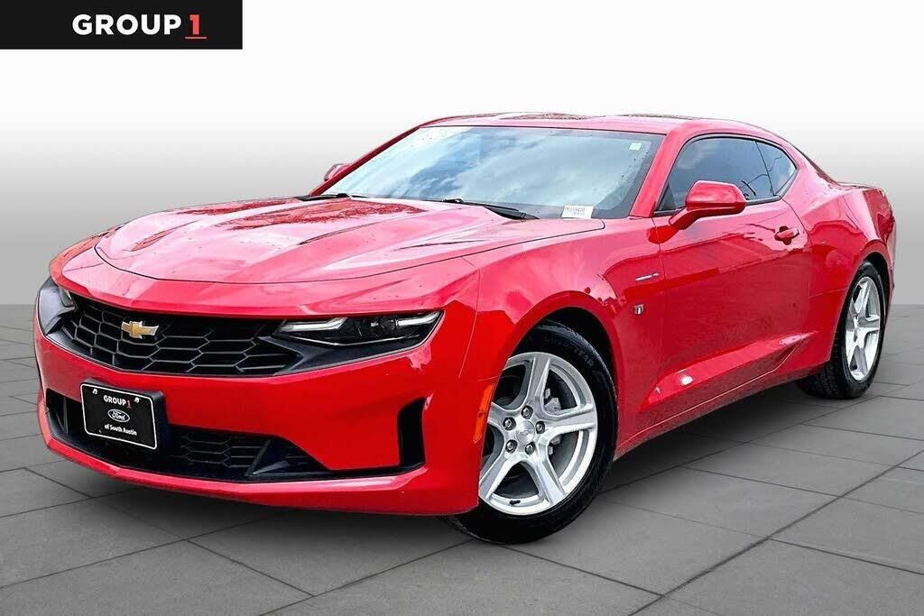 2023 Chevrolet Camaro LT — photo 1 of 1