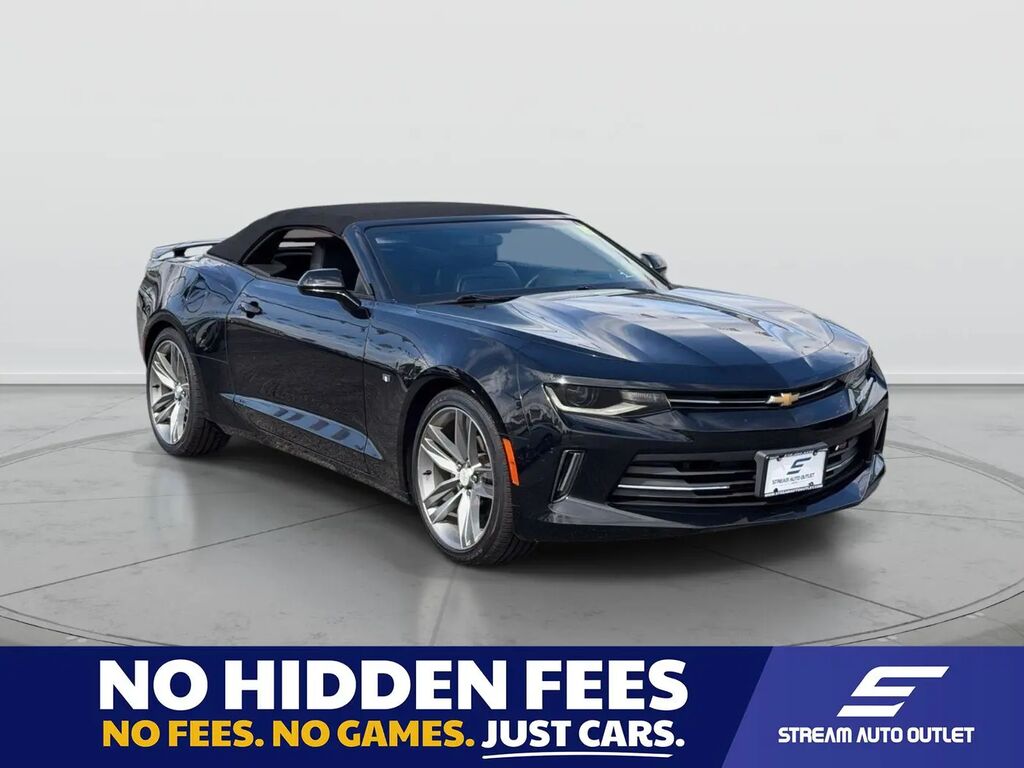 2016 Chevrolet Camaro LT — photo 1 of 13