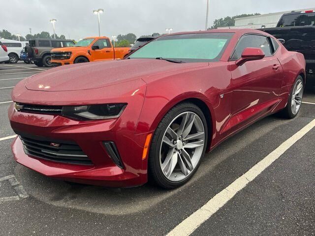 2018 Chevrolet Camaro LT — photo 1 of 39