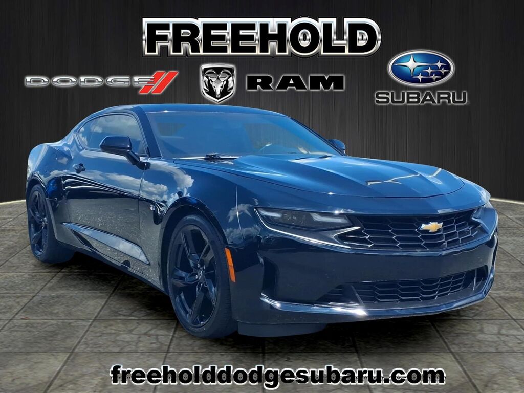 2023 Chevrolet Camaro 2LT — photo 1 of 13
