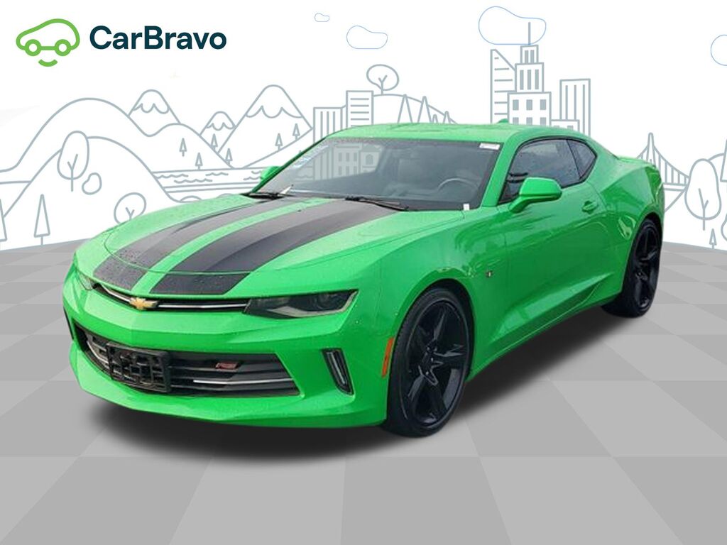 2017 Chevrolet Camaro 2LT — photo 1 of 6