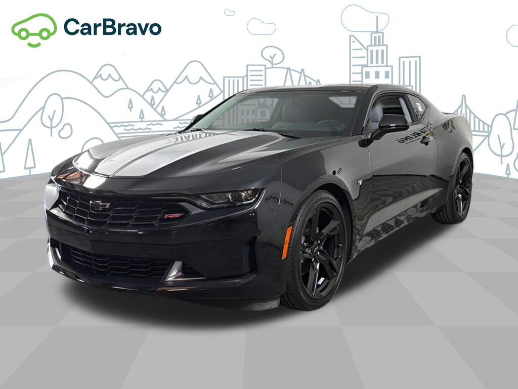 2021 Chevrolet Camaro 2LT — photo 1 of 6