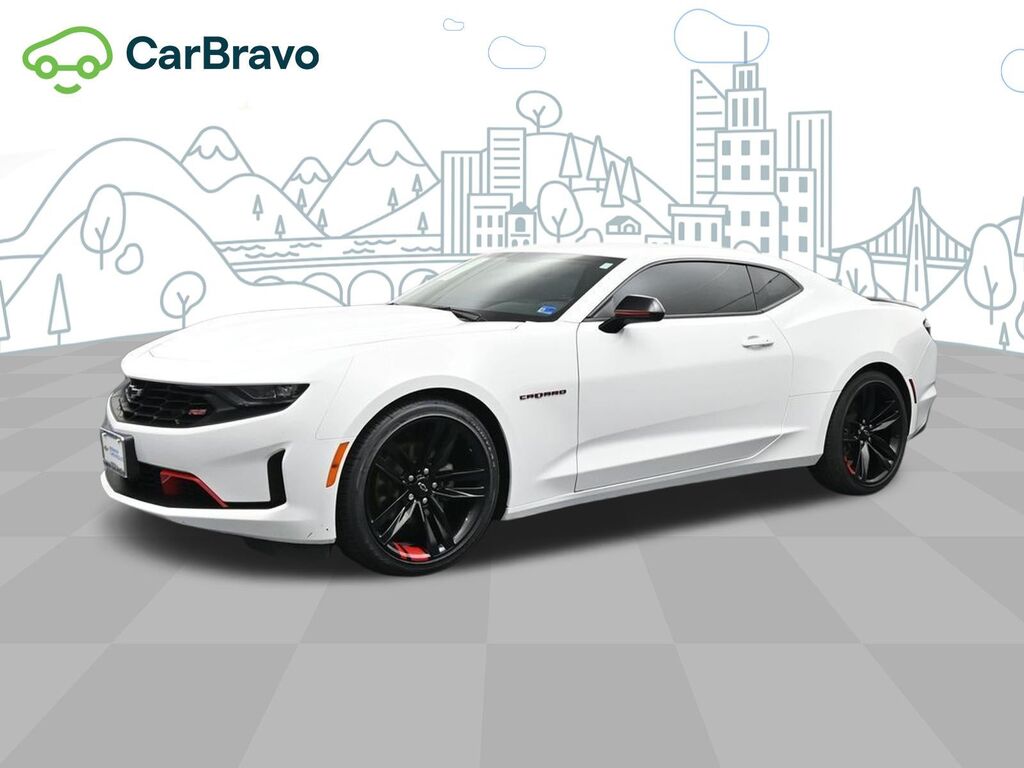 2023 Chevrolet Camaro 2LT — photo 1 of 6
