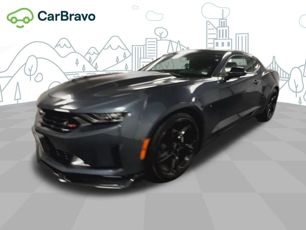 2023 Chevrolet Camaro 2LT — photo 1 of 6