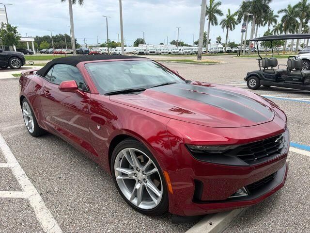 2023 Chevrolet Camaro LT — photo 1 of 13