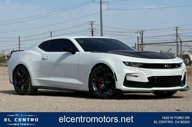 2022 Chevrolet Camaro SS — photo 1 of 2
