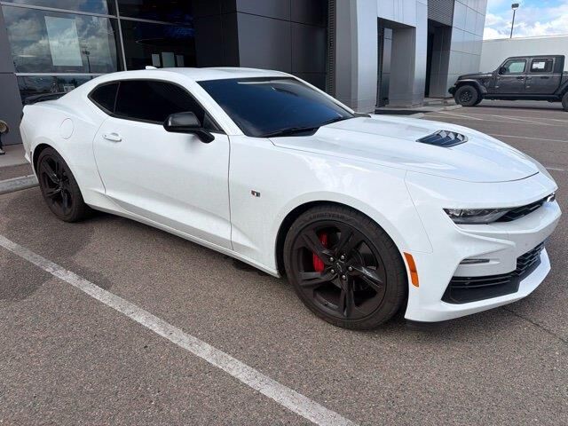 2020 Chevrolet Camaro SS — photo 1 of 11